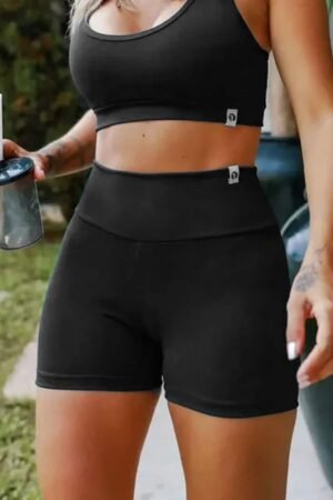 Shorts Curto Liso - Alta Compressão